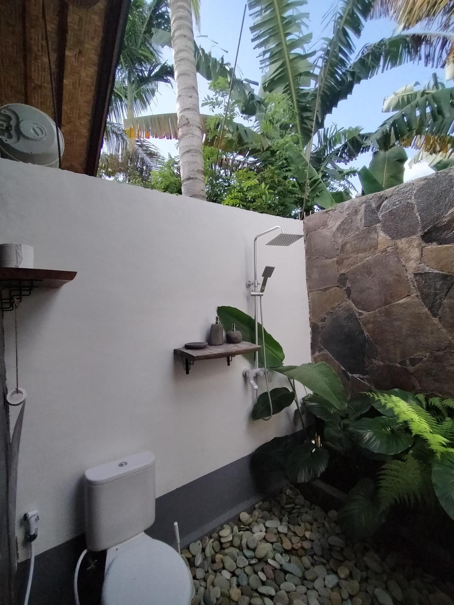 The Geckos Homestay Kelimutu Δωμάτιο φωτογραφία